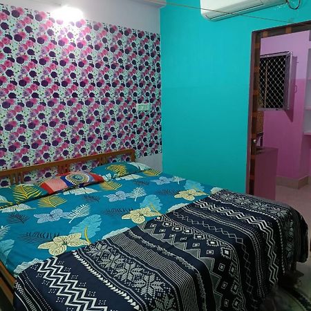 Jharana Guest House Puri Luaran gambar