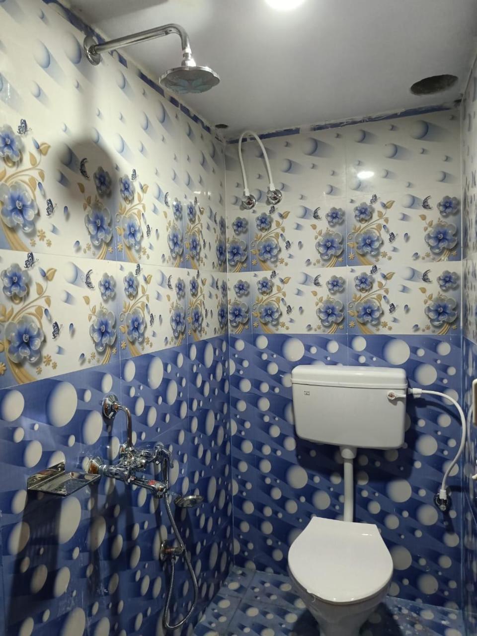 Jharana Guest House Puri Luaran gambar